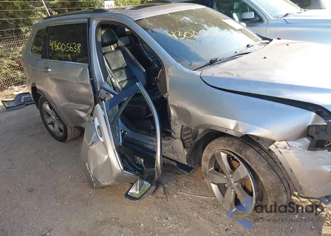 2015 Jeep Grand Cherokee Limited из США, поврежденный, VIN 1C4RJFBG8FC130696